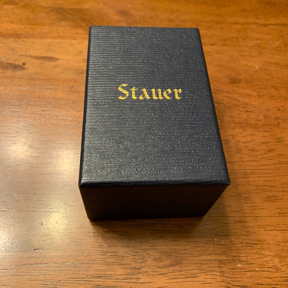Earring box FREE